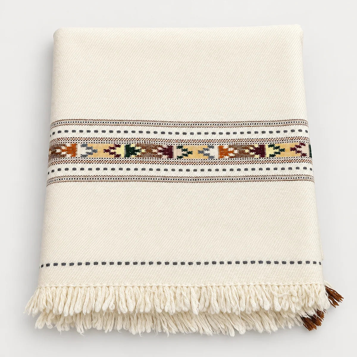 Bonanza Wool Cream Shawl, 1100 gm